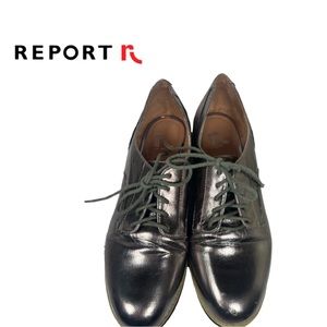 Report Metallic Comfort Shoe With Laces Size 8.5